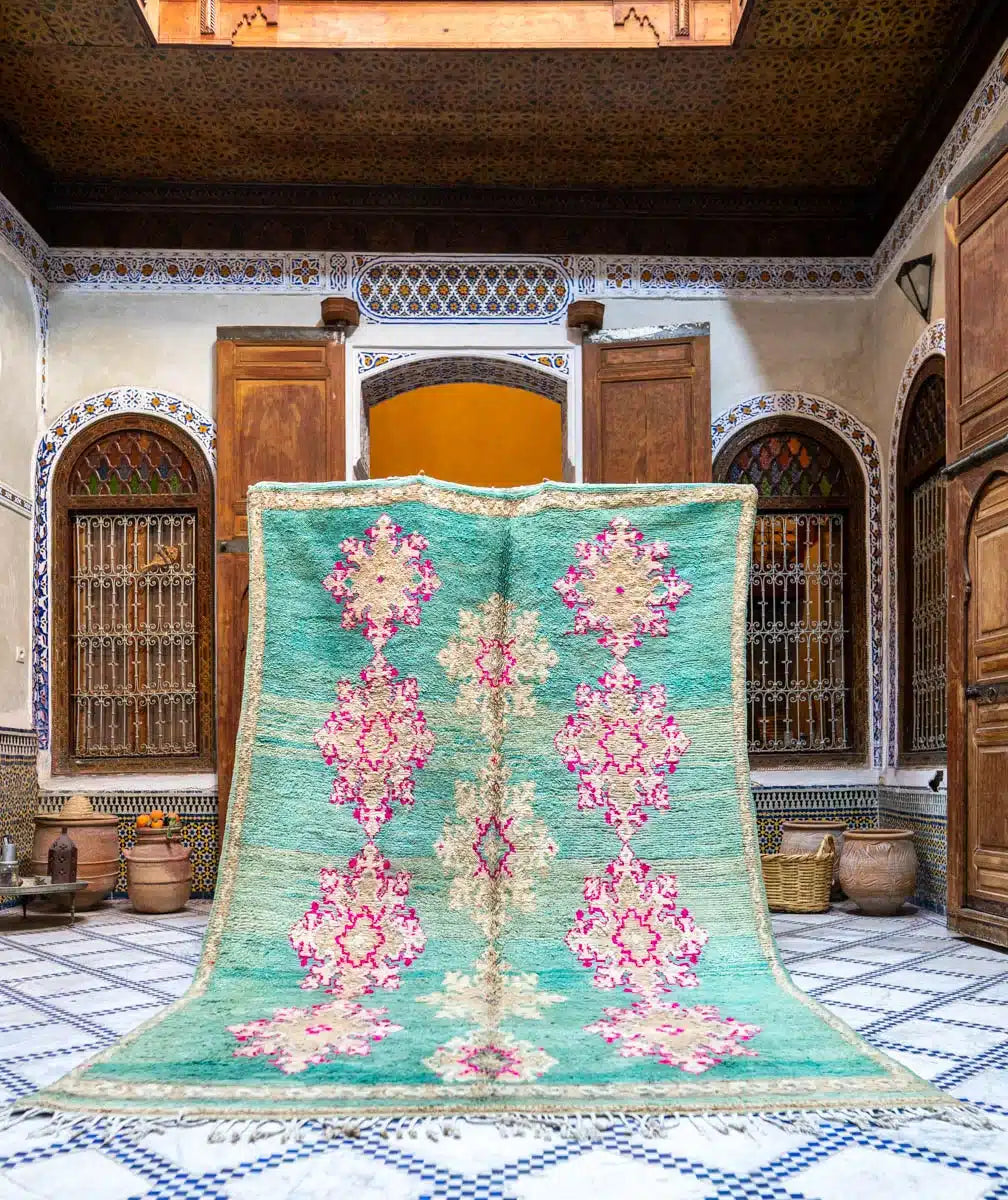 Moroccan vintage rug 