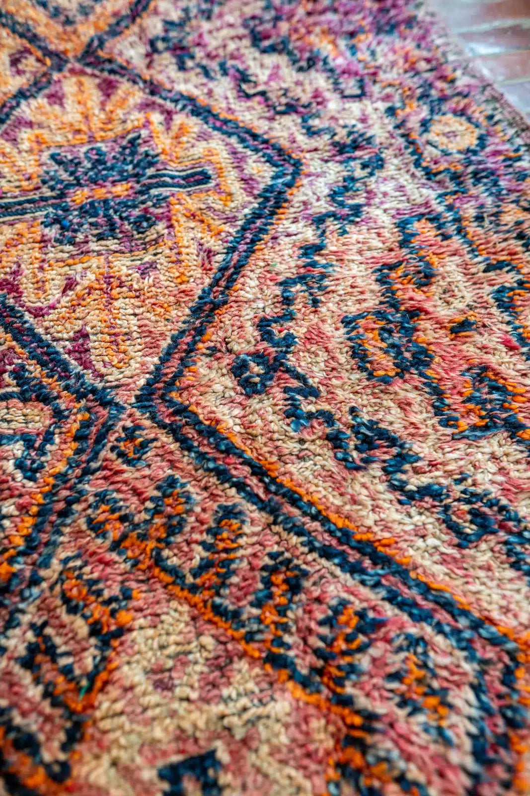 Kashbar Rug Moroccan vintage rug