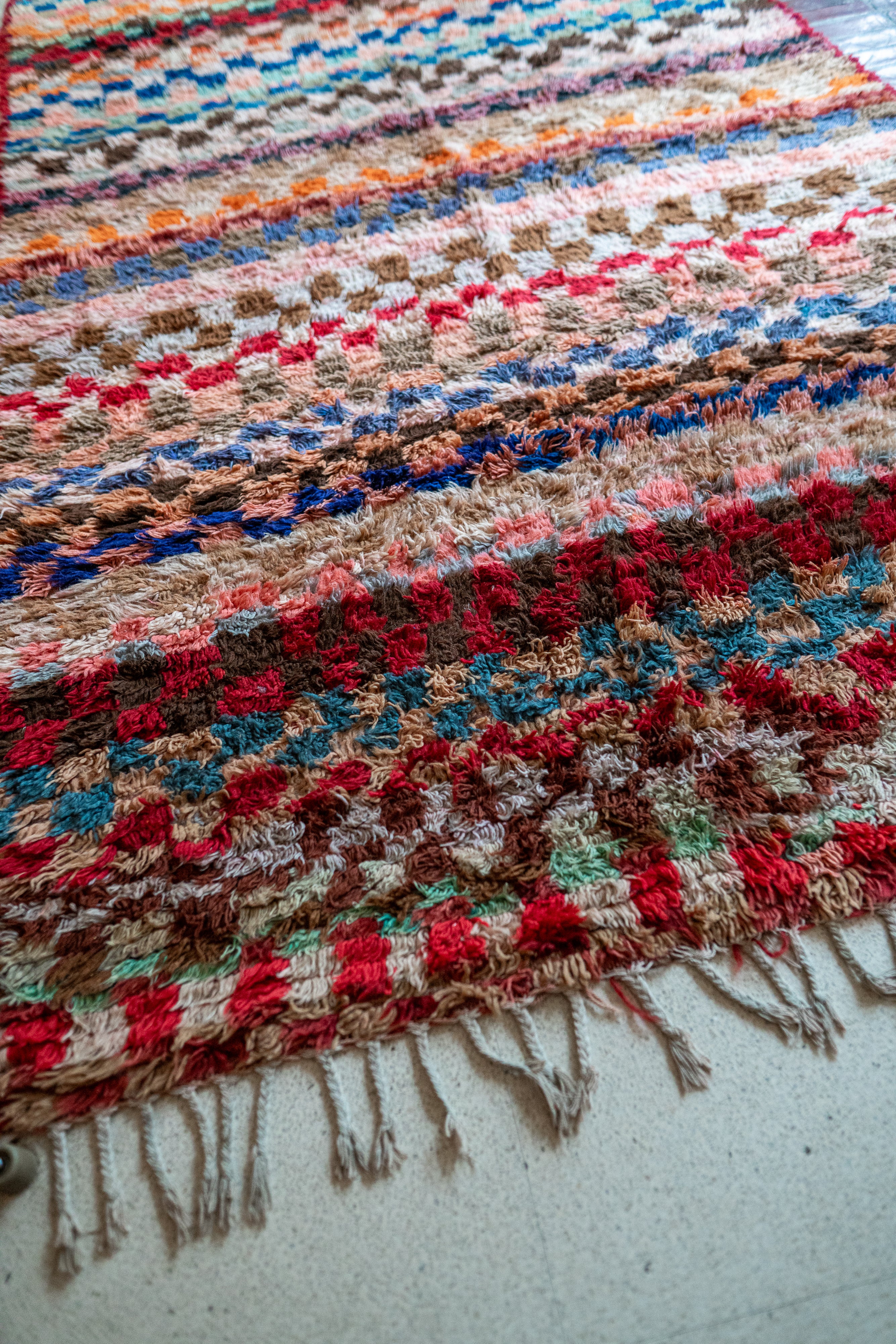 Boucherouite vintage matto "Coctail" 195x320 cm