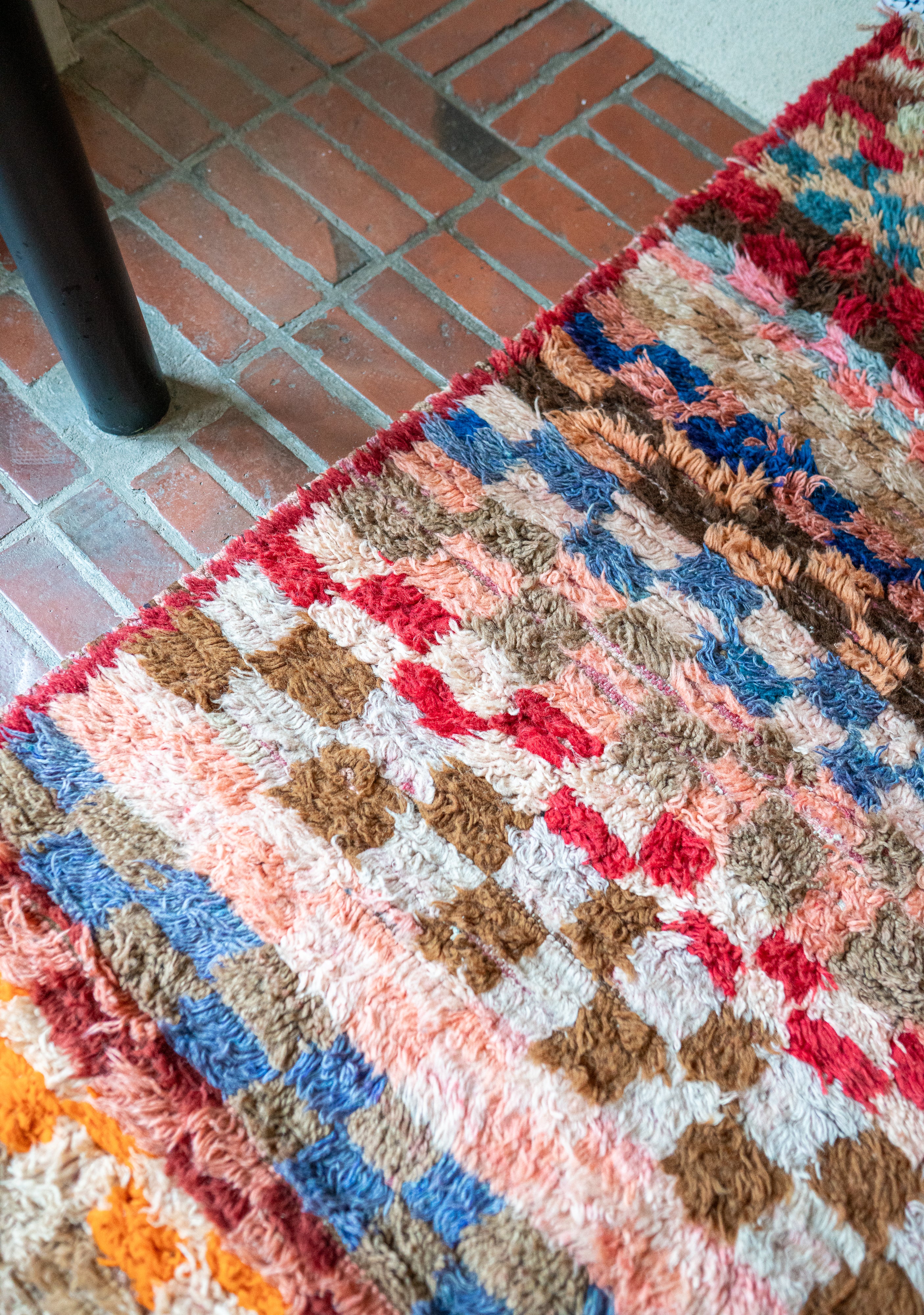 Boucherouite vintage matto "Coctail" 195x320 cm