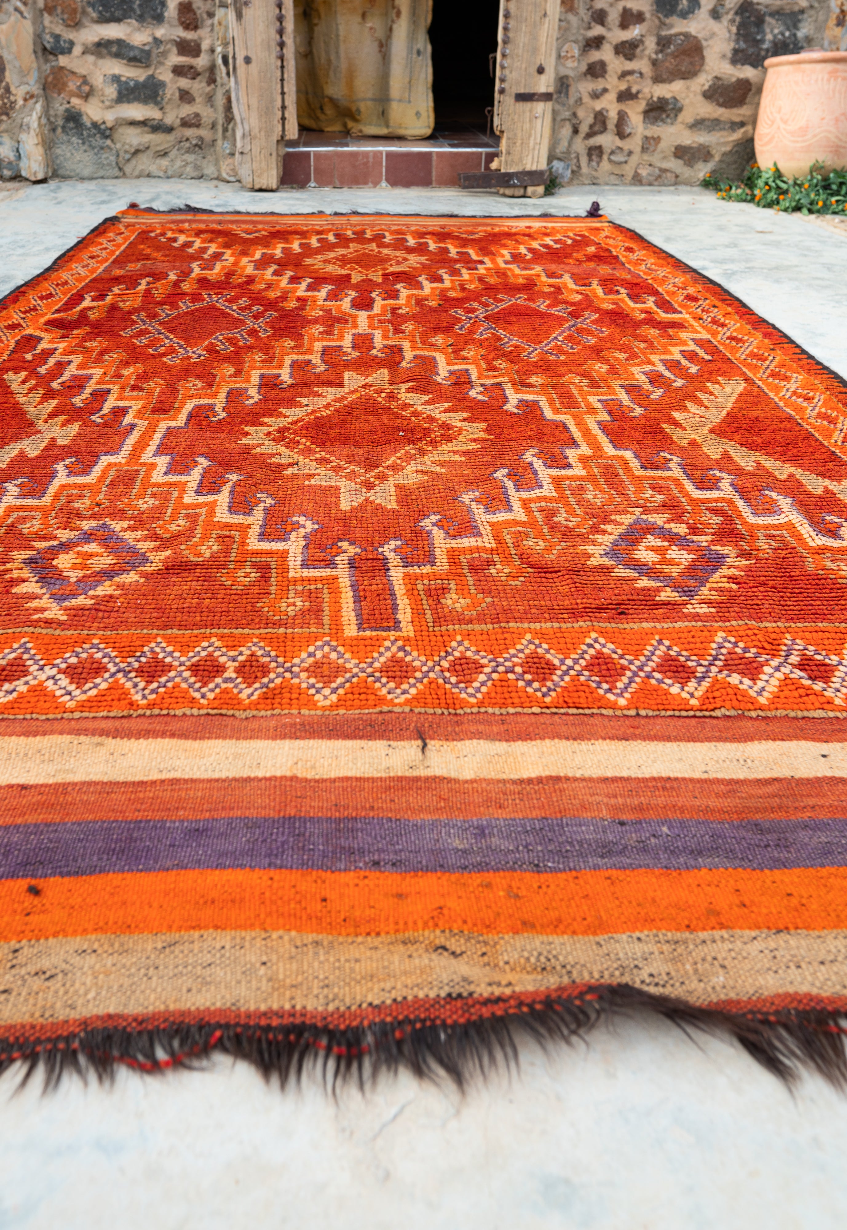 Moroccan Vintage Rug Zemmour "Pop-Up" 185x325cm