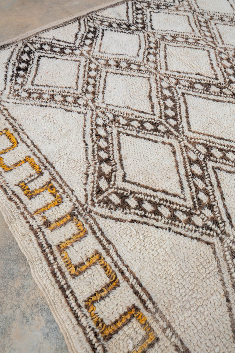 Marmoucha Vintage Rug "Sleek" 185x265 cm