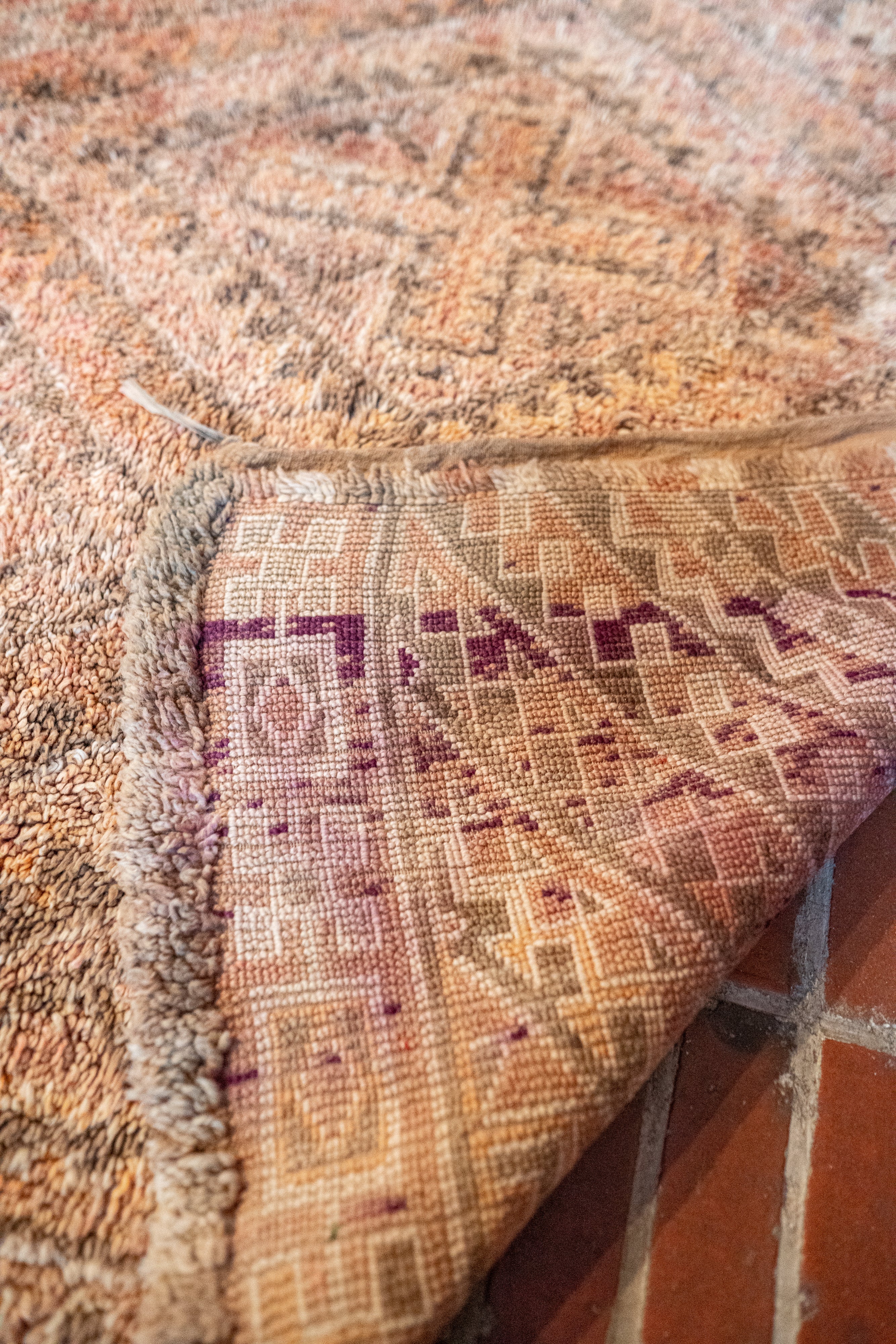 Beni M'Guild matto "Slowness" 215x340 cm