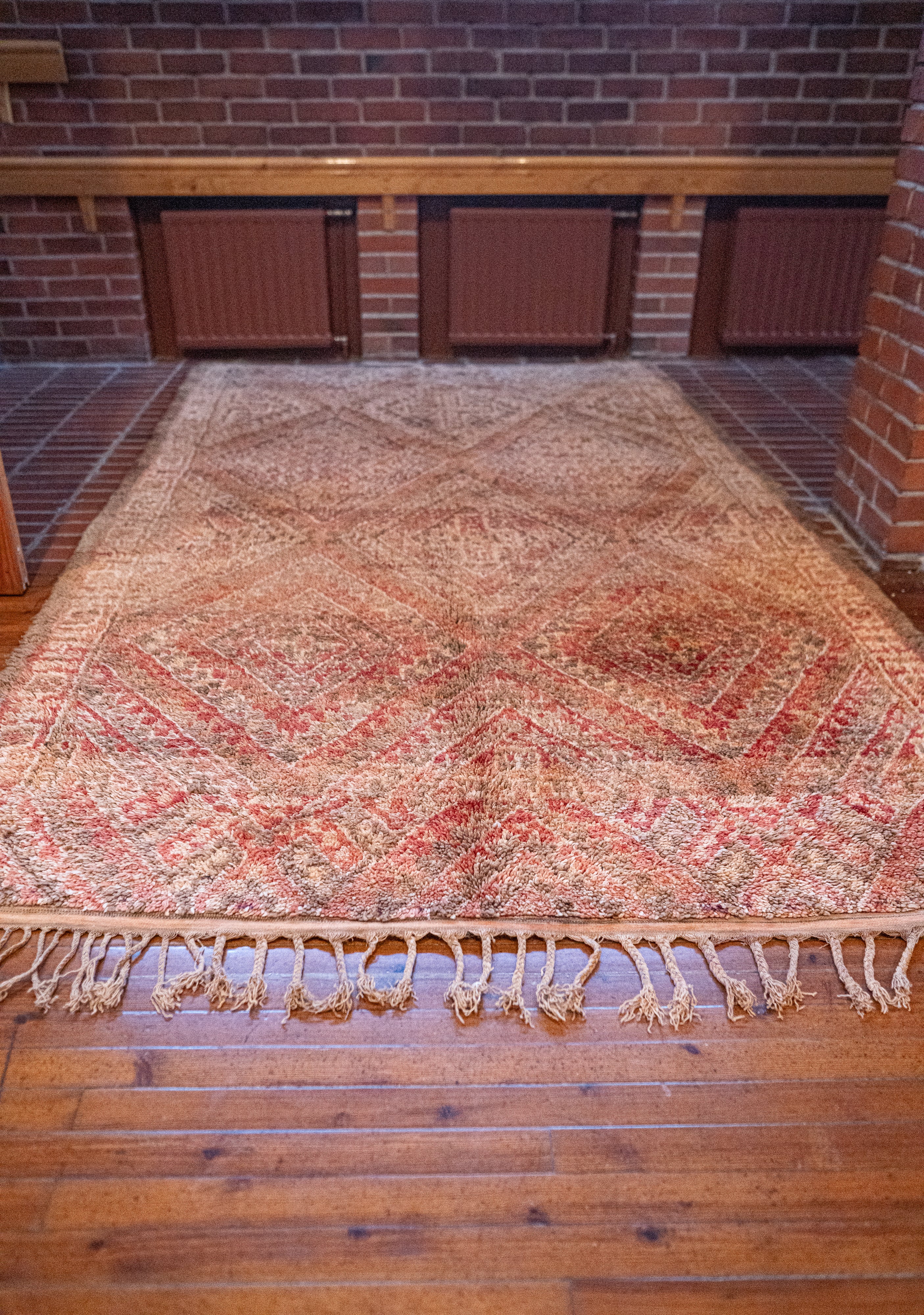 Beni M'Guild matto "Slowness" 215x340 cm