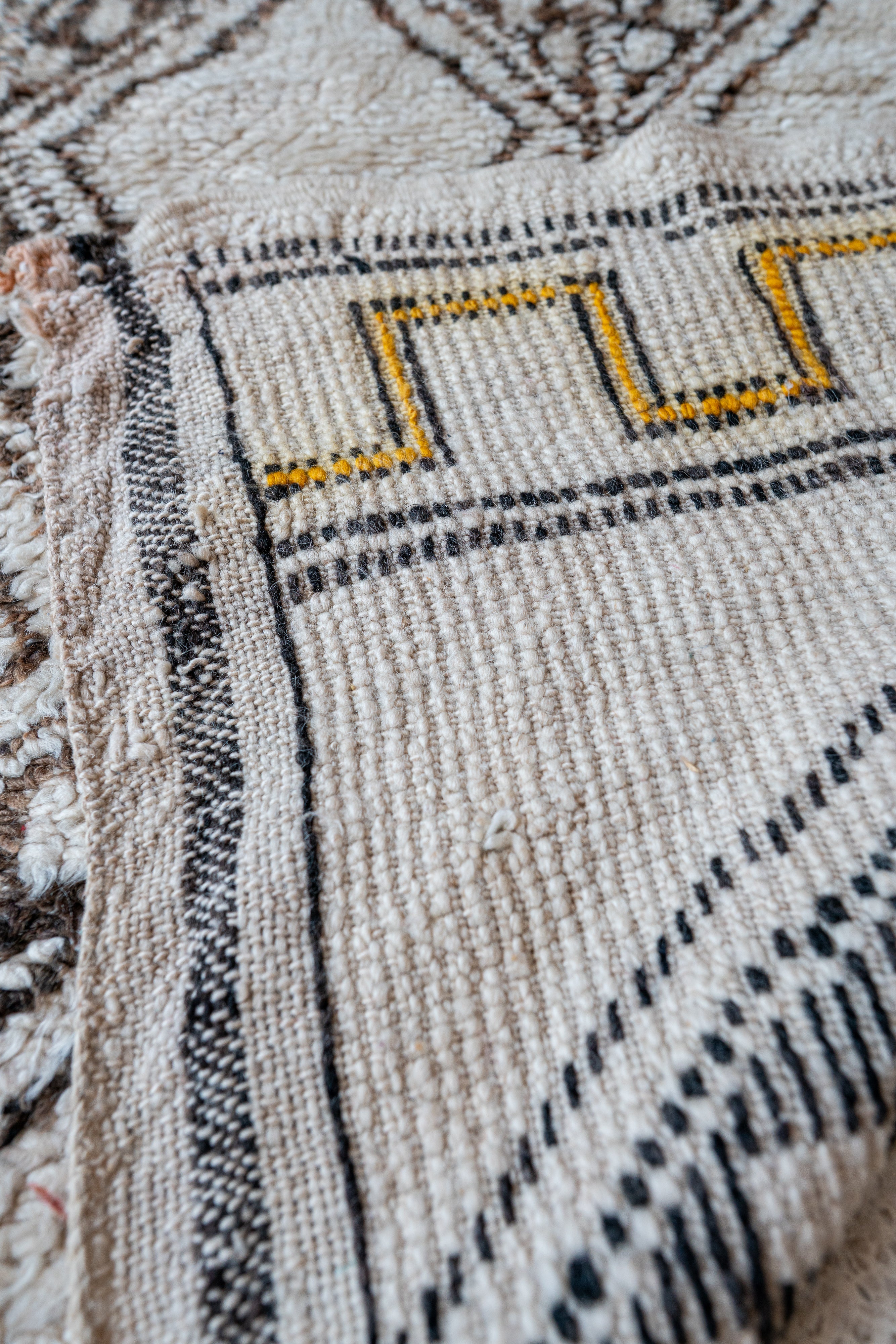 Marmoucha Vintage Rug "Sleek" 185x265 cm